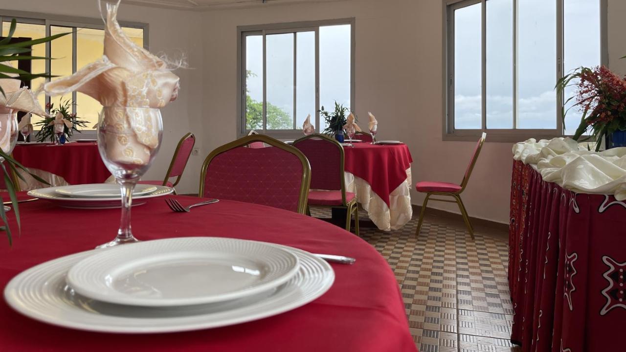 Hotel Les Polygones Kribi Exterior foto
