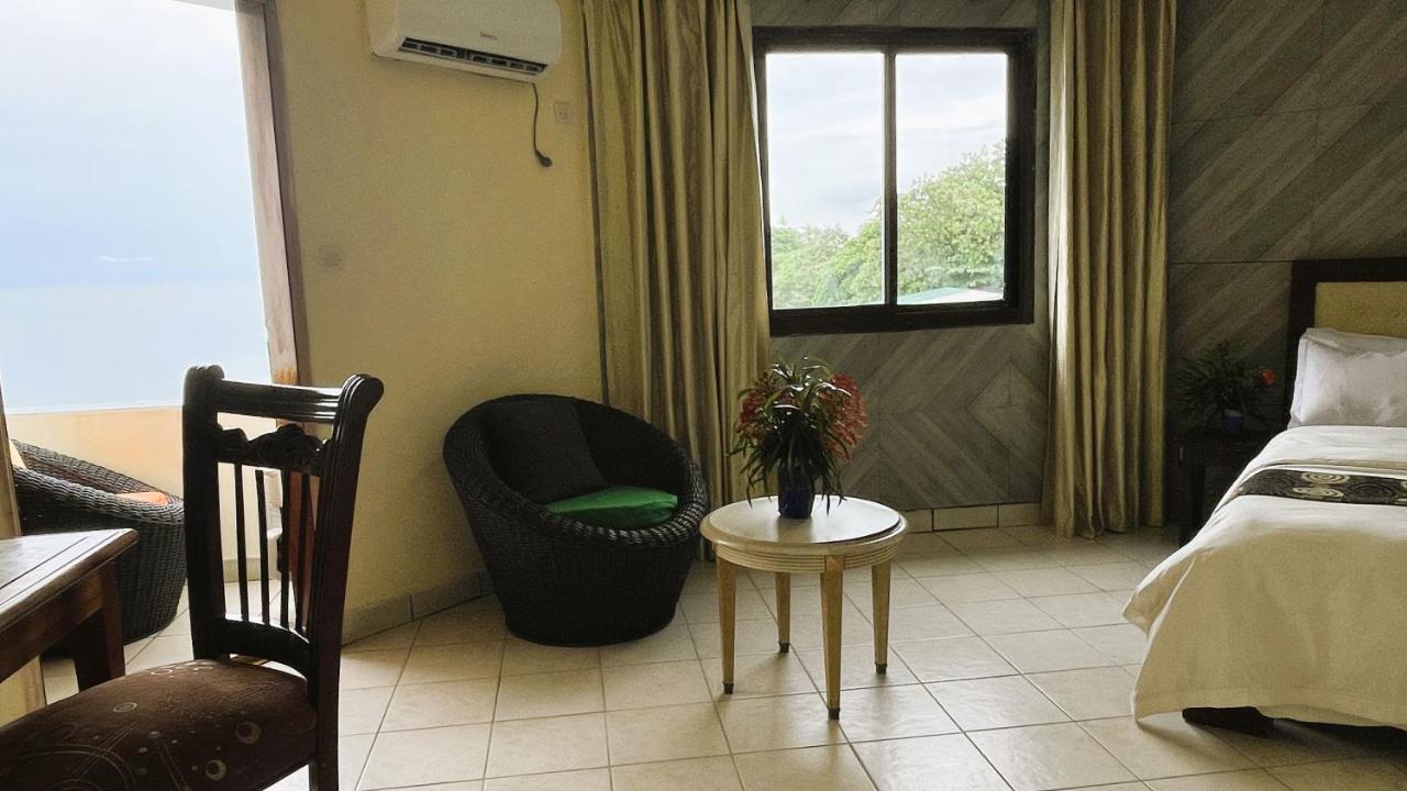 Hotel Les Polygones Kribi Exterior foto